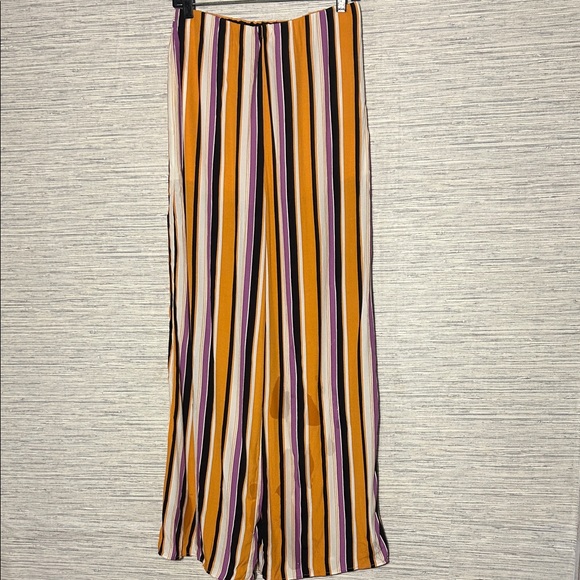 Blue Blush Pants - Blue Blush Multicolor Striped Pants Size L (112)
